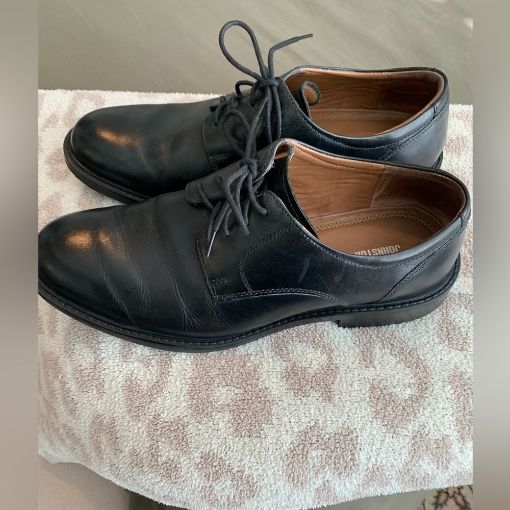 Johnston & Murphy
Tabor Dress Plain Toe Oxford
Black Calfskin
9, M (D)